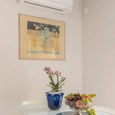 Two-room In The Center Of Dei Marmi Lejlighed *