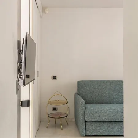 Lejlighed Two-room In The Center Of Dei Marmi