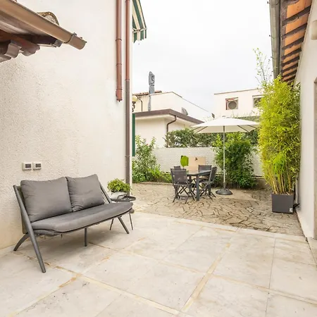 Two-room In The Center Of Dei Marmi Forte dei Marmi
