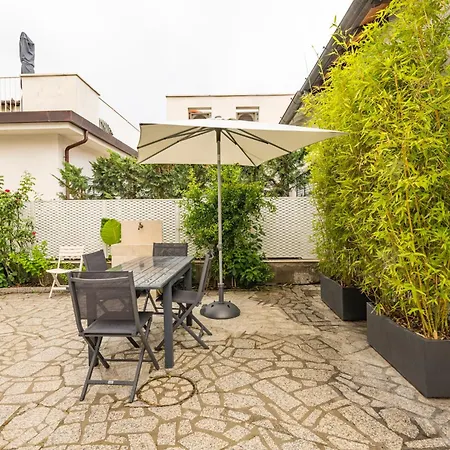 Two-room In The Center Of Dei Marmi